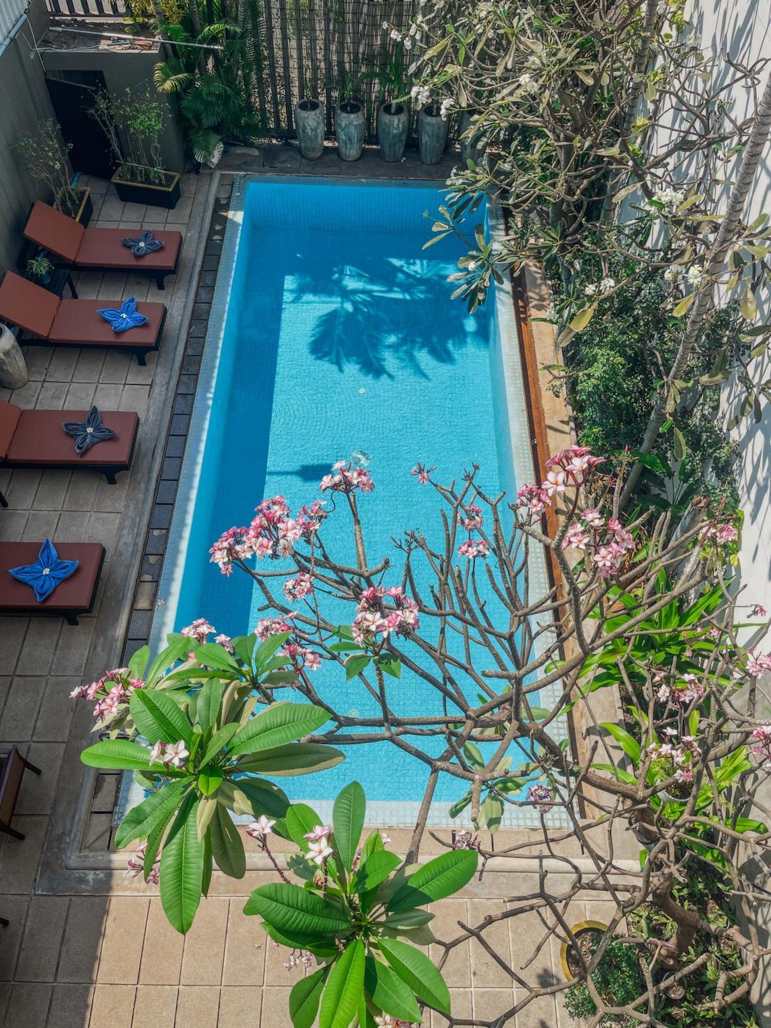 Dusit Hotel Siem Reap Bagian luar foto